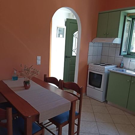Vegera Apartment M Vasilikiádhes Buitenkant foto